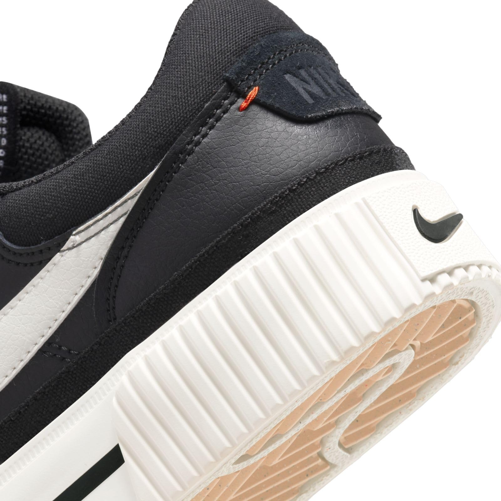Nike Women's Low-Top Sneakers