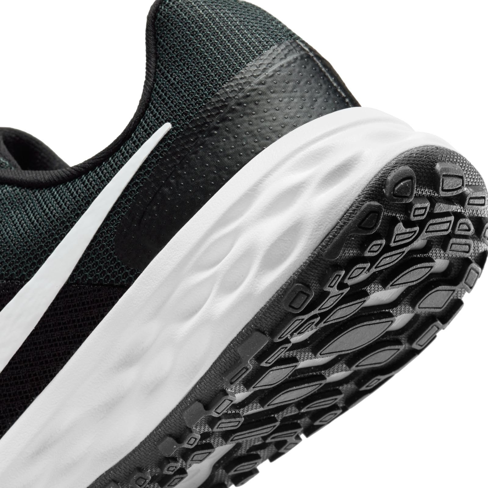 Nike Girls' Revolution 6 Running Shoes