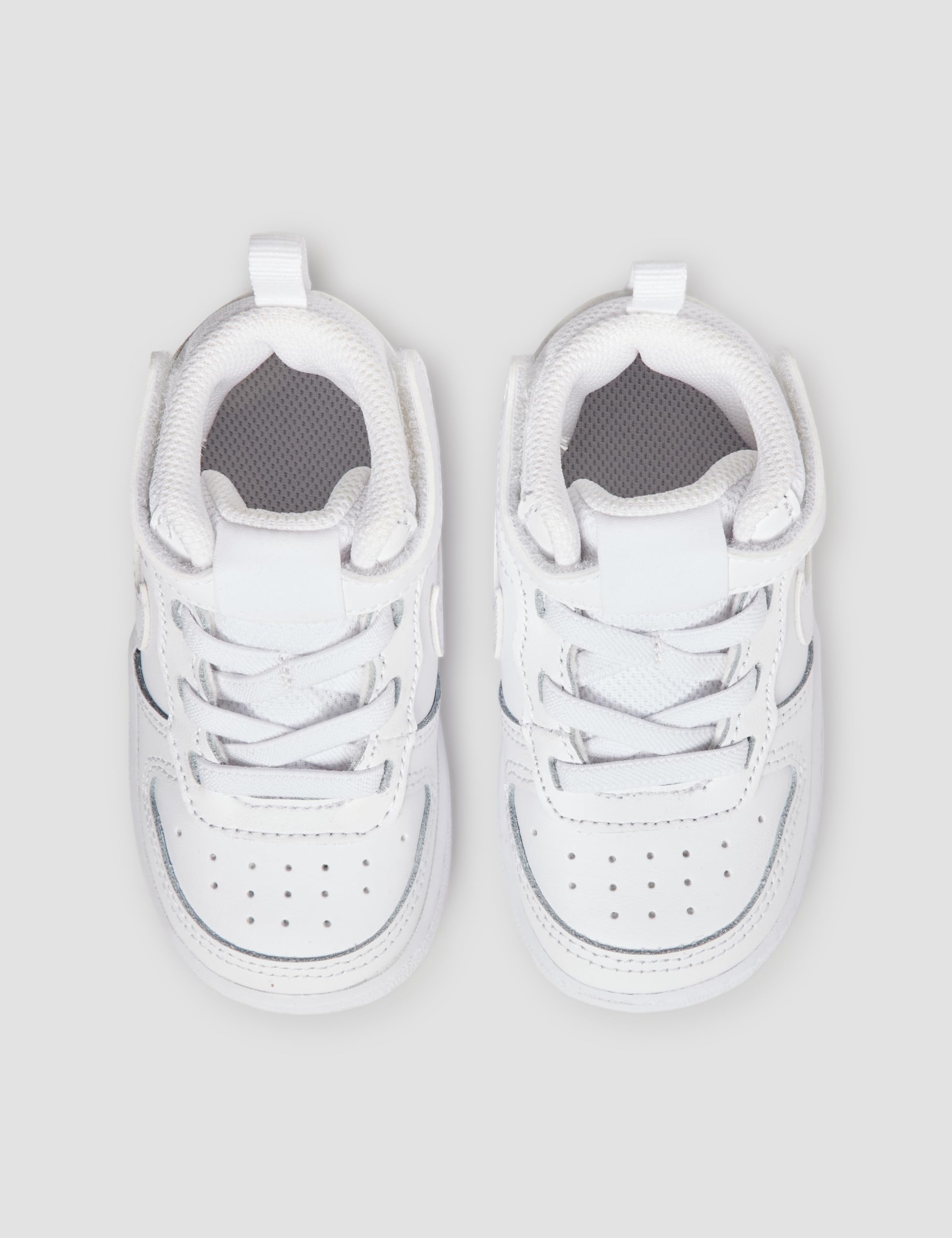 Nike Kids' Court Borough Mid 2 Shoes