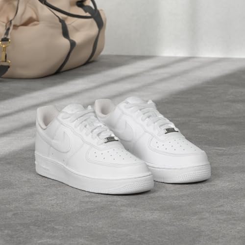 Nike Men's Air Force 1 '07 Sneaker