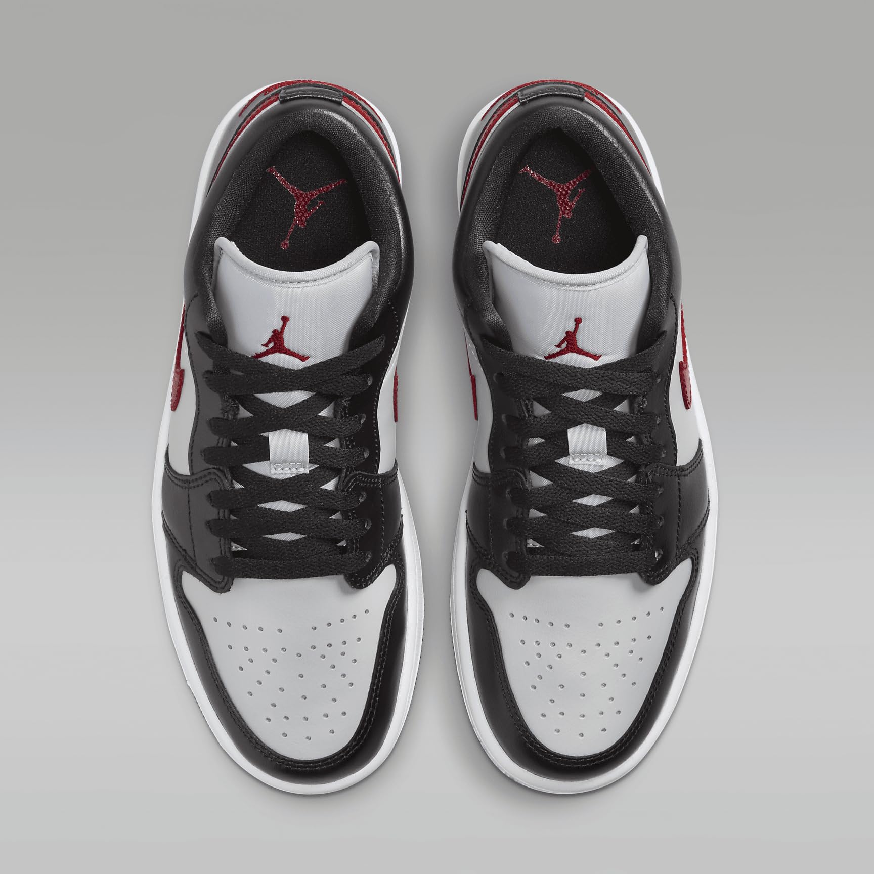 Nike Women's Modern