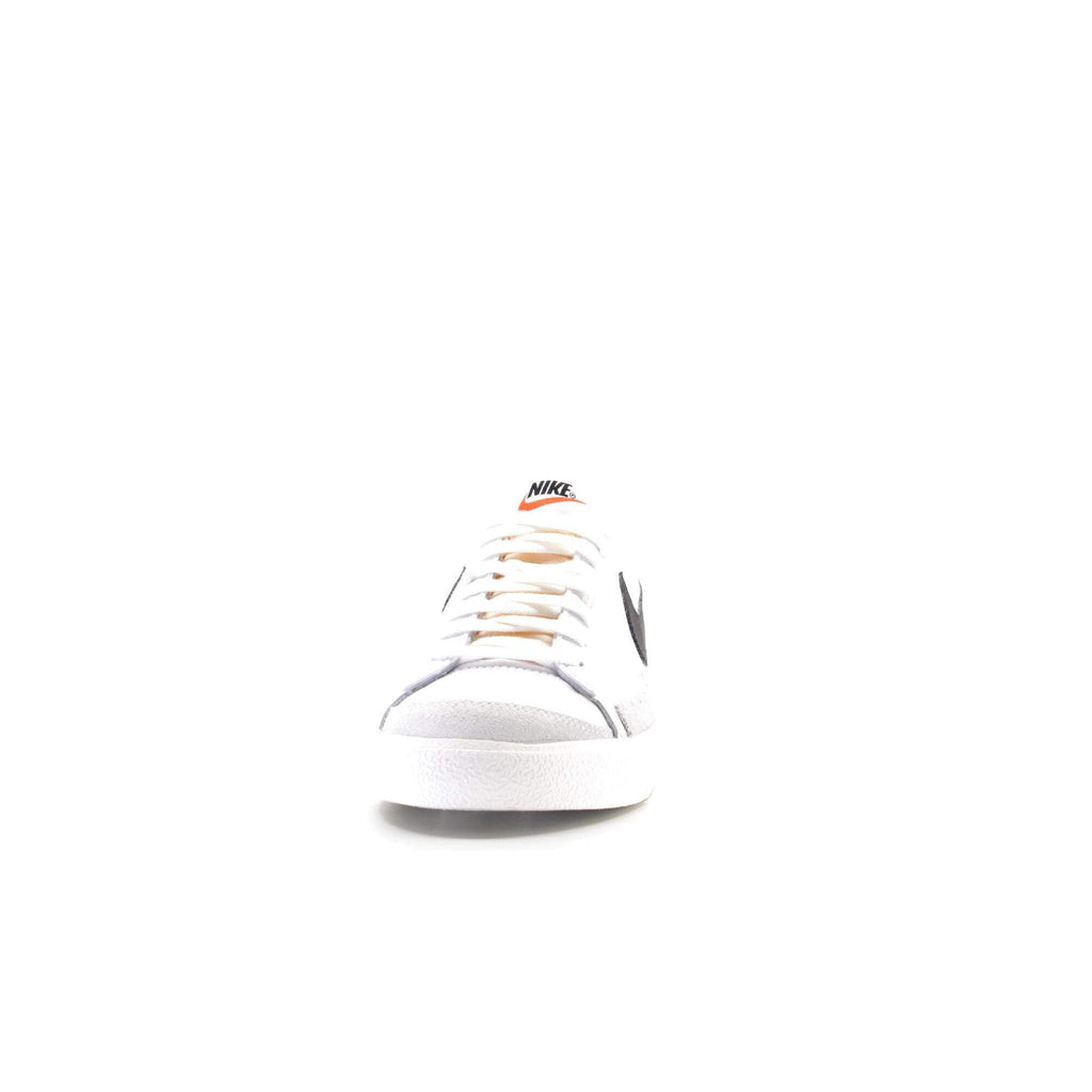 Nike Men's Blazer Low 77 Basketball Shoe