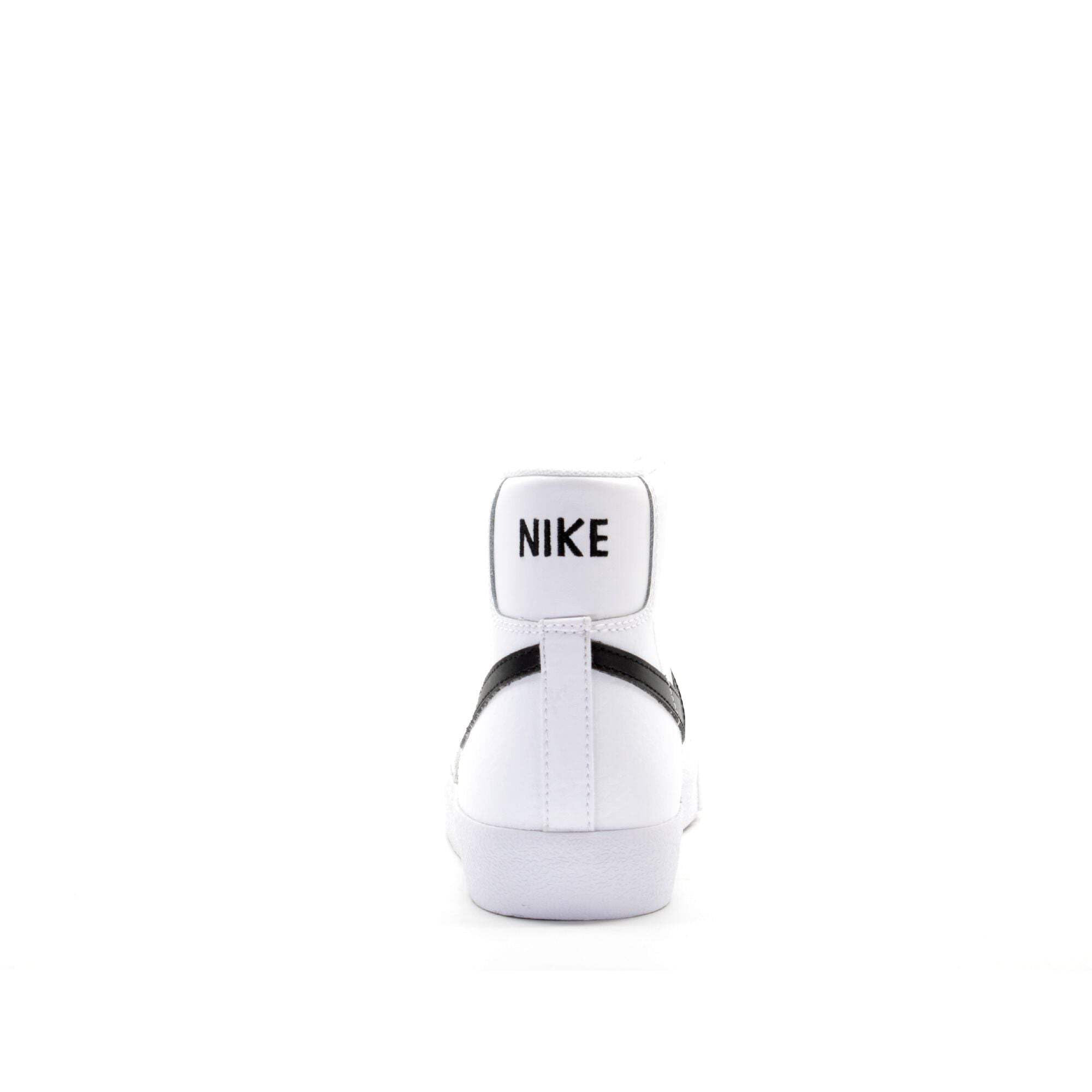 Nike Kids' Blazer Mid '77 Sneaker