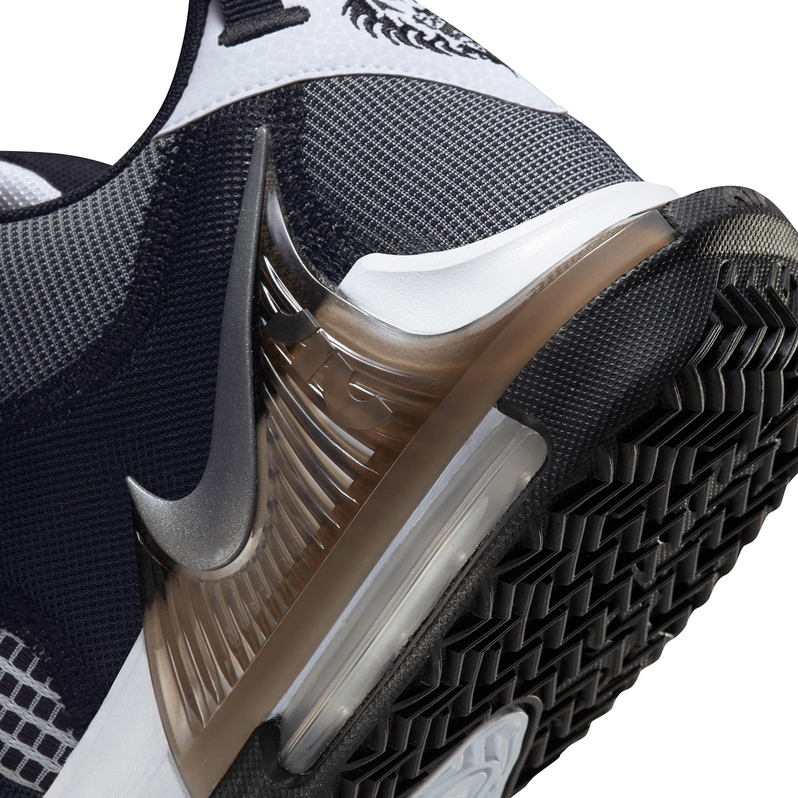 Nike Men's Gymnastics Basketball Shoes